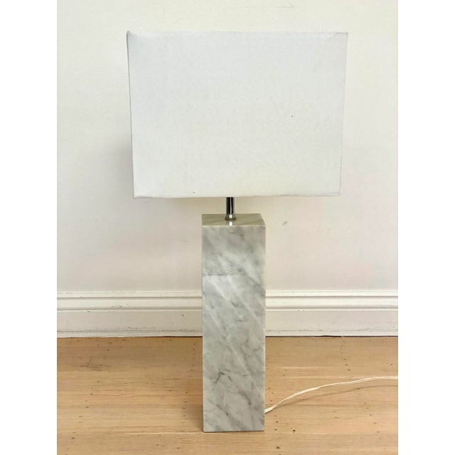 Modernist Light Gray Carrara Marble Table Lamp in the Manner of Walter Von Nessen For Sale - Image 4 of 13