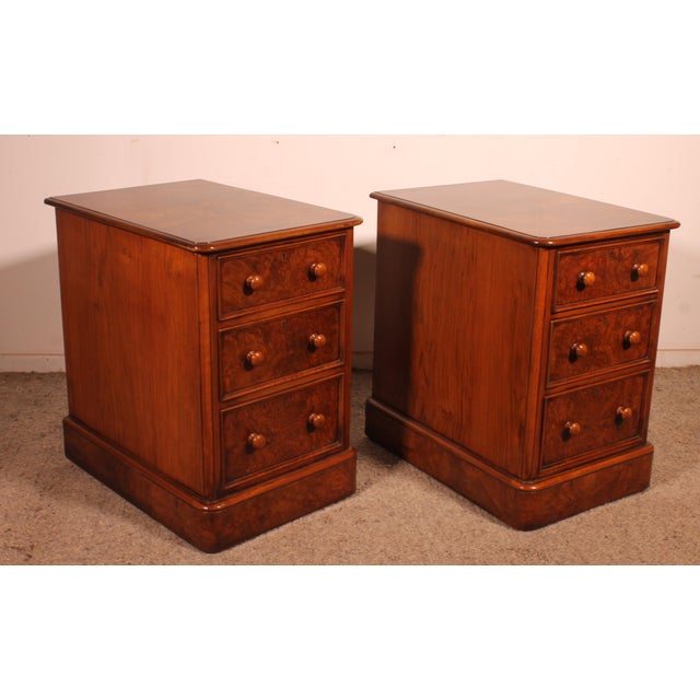 19th Century Walnut and Burl Walnut Bedside Tables, Set of 2 For Sale - Image 5 of 13