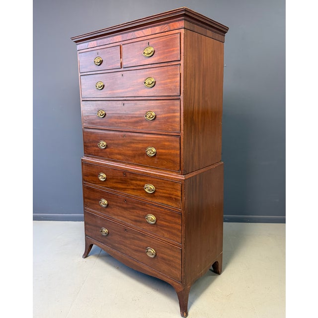 Traditional Early 19th Century Federal Period Mahogany Chest on Chest With Original Lion Head Brasses, American For Sale - Image 3 of 14