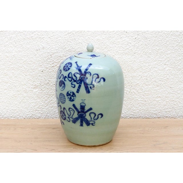 Blue & White Porcelain Lidded Jar For Sale In Los Angeles - Image 6 of 11
