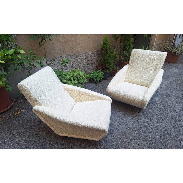 1990s Distex Model Armchairs in White Boucle by Gio Ponti for Manifattura Artigianale Italiana, 1990s, Set of 2 For Sale - Image 5 of 7