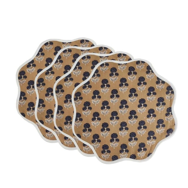 Handmade Scalloped Beige and Navy Flower Placemats with White Piping - Set of 4 For Sale - Image 6 of 6