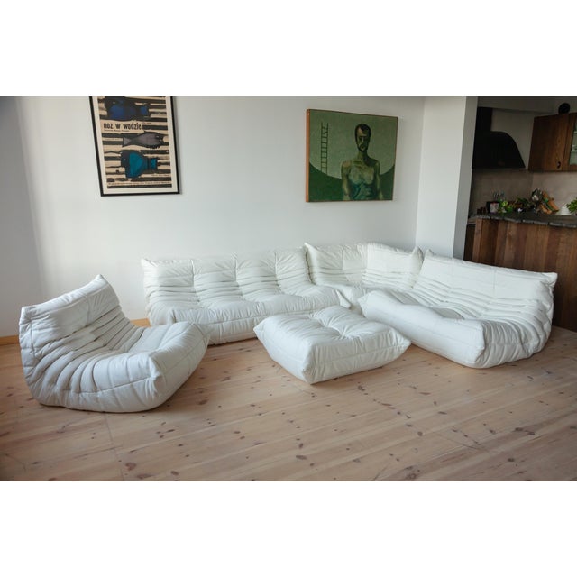 Togo Living Room Set in White Leather by Michel Ducaroy for Ligne Roset, Set of 5 For Sale - Image 16 of 16