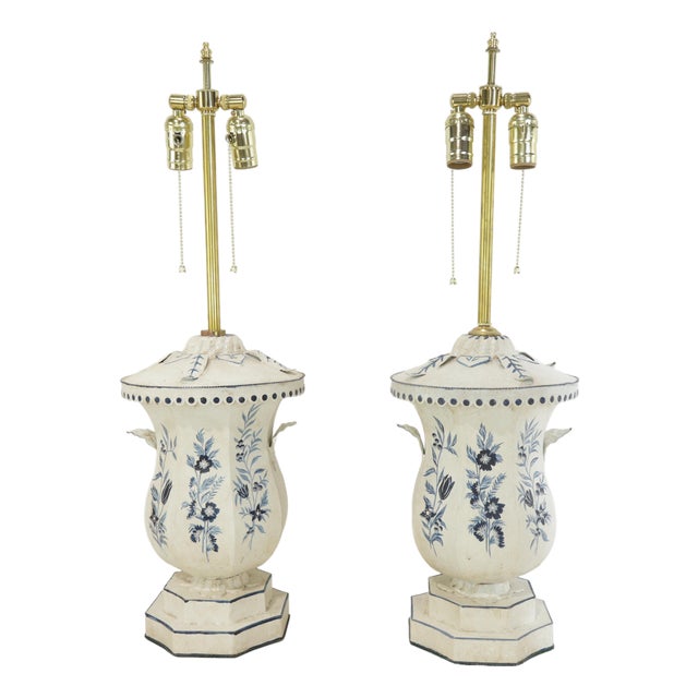 A Pair of Vintage 1980s Hand-Painted Blue and White Toleware Table Lamps - For Sale