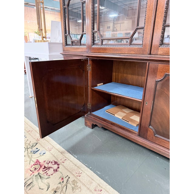 Wood Late 20th Century Kindel Winterthur Mahogany Breakfront China Cabinet For Sale - Image 7 of 12