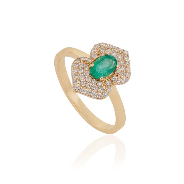 VR Jewels 19th Revival Style Emerald Art Deco Ring With Cluster Diamonds Size 4 in 14k Gold For Sale - Image 4 of 17