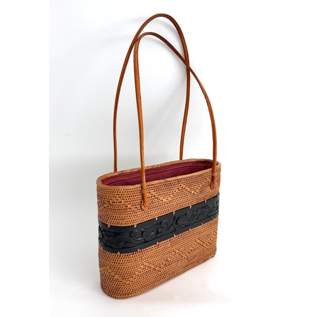 Handwoven Vintage Lomboc Rattan Basket Bag For Sale - Image 4 of 10