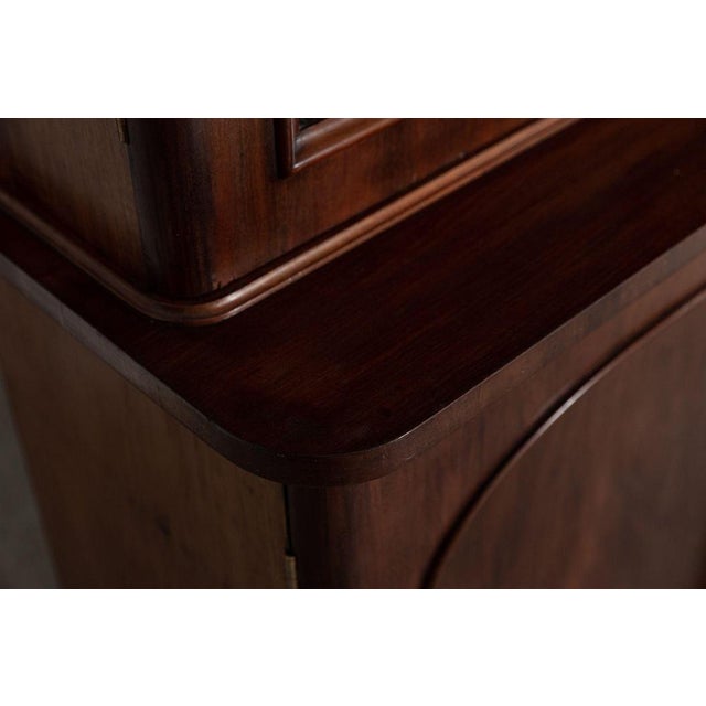Large 19th Century English Mahogany Glazed Breakfront Bookcase, 1880s For Sale - Image 14 of 16