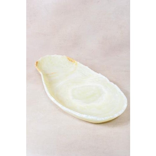 Premium onyx bowl with raw edge – a timeless statement piece elevate your home or office decor with the premium onyx bowl,...