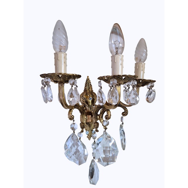 Gold Bronze and Crystal Wall Lamps in the style of King Umberto of Savoy, 1890s, Set of 2 For Sale - Image 8 of 11