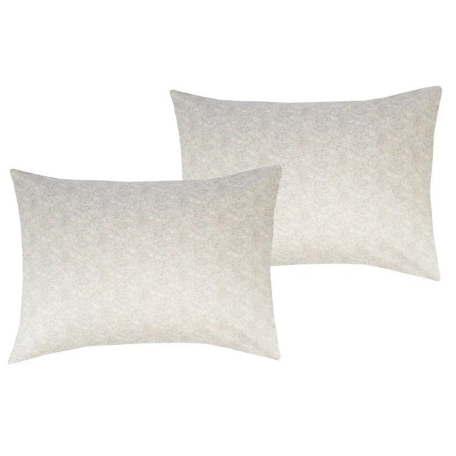 Made with Liberty’s luxurious, buttery soft Tana Lawn™ cotton, Coco & Wolf’s Liberty fabric pillowcases add the ultimate...