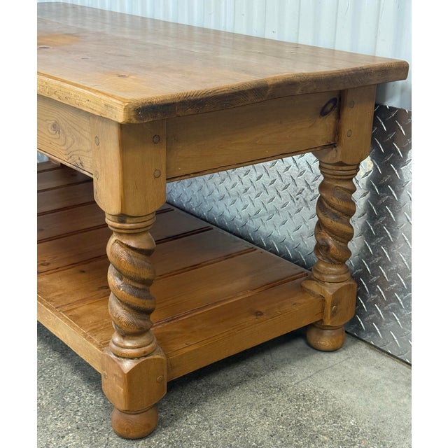 Late 20th Century Scrubbed Pine Farmhouse Barley Twist Coffee Table For Sale - Image 4 of 10