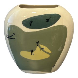 Late 20th Century Signed Oetjoen Art Ceramic Vase by Sri Soekarmoen McCarthy – Hand-Painted Modernist Abstract Pottery, MCM Inspired Stoneware For Sale