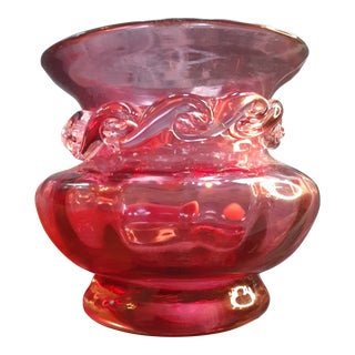 1970s Pilgrim Cranberry Glass Miniature Bowl With Applied Rigaree For Sale