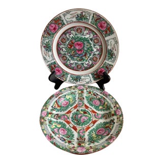 Chinoiserie Rose Medallion Plates, a Pair For Sale
