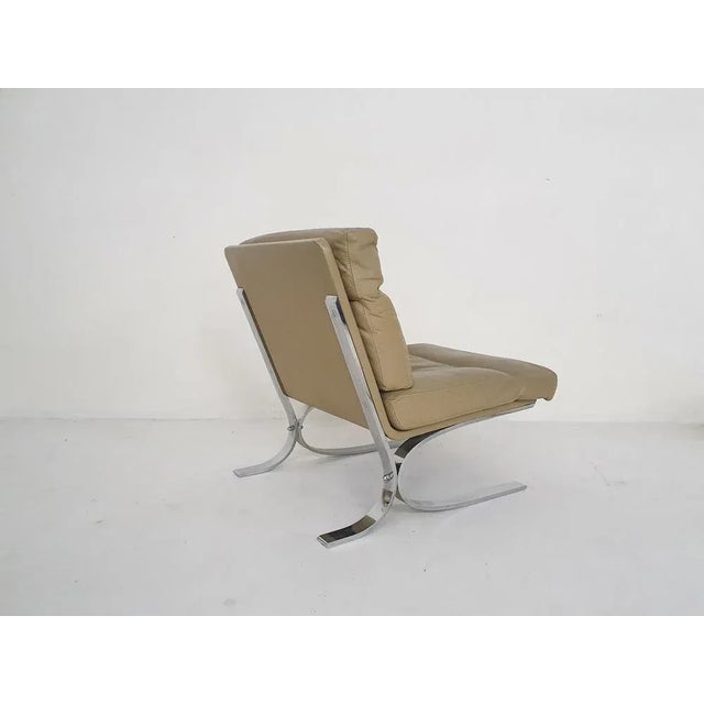 Mid-Century Modern Leather and Chrome Lounge Chair in the style of Paul Tuttle for Strassle, 1960s For Sale - Image 3 of 11