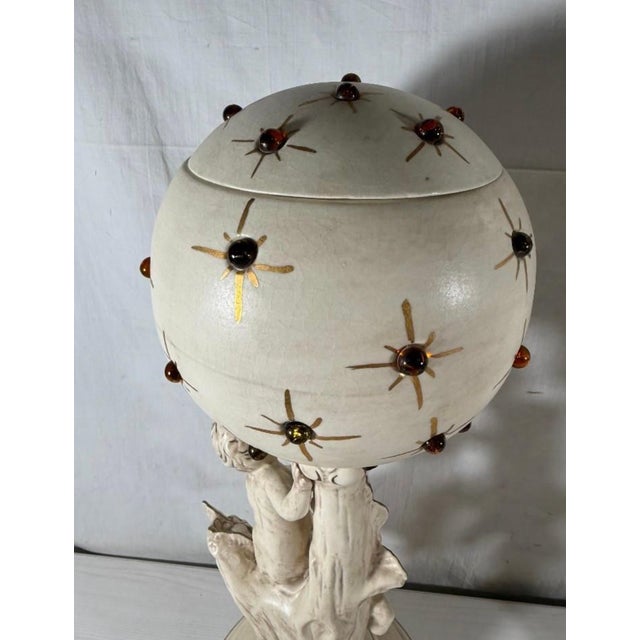 Vintage Mid-Century Modern Hollywood Regency Ceramic Cherub Sunburst Globe Lamps - A Pair For Sale - Image 6 of 16