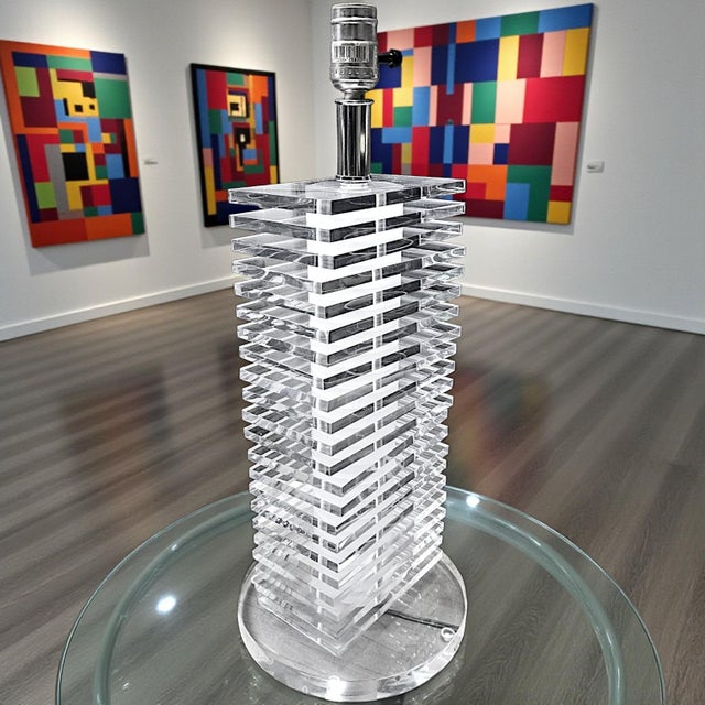 Vintage Mid Century Modernist Clear Lucite Stacked Tiled Skyscraper Table Lamp, Attributed to Karl Springer For Sale - Image 9 of 10