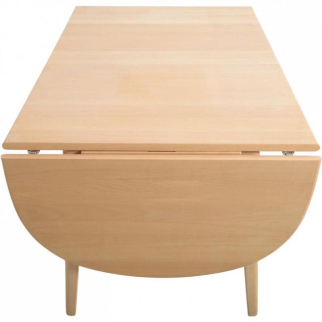 Hans Wegner CH006 dining table made of solid beech, and with a frame of solid wood. The table is from 2005 and appears in...