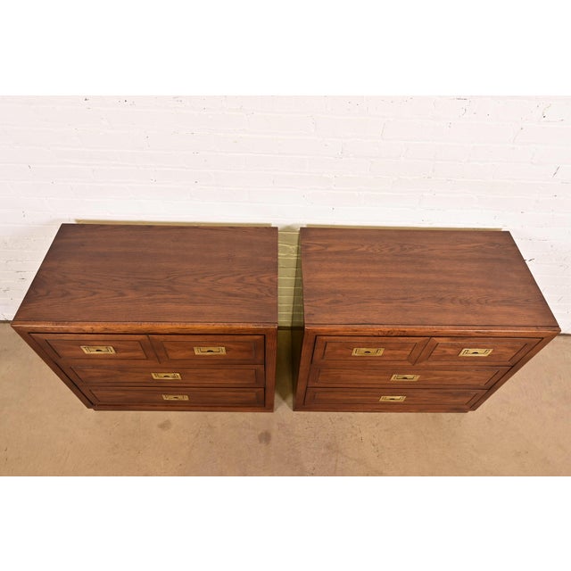 Henredon Style Mid-Century Modern Campaign Oak Bedside Chests, Circa 1970s For Sale - Image 11 of 14