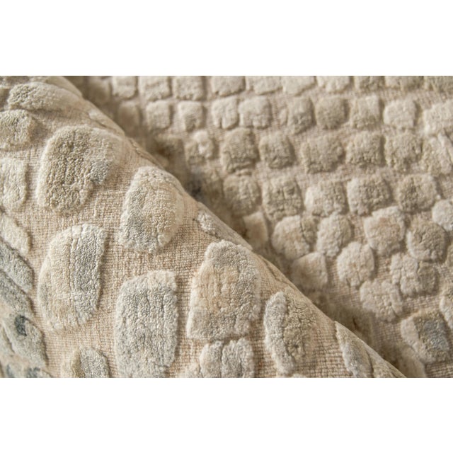 Exquisite Rugs Exquisite Rugs Overture Handmade New Zealand Wool & Bamboo Silk Beige Rug-8'X10' For Sale - Image 4 of 7