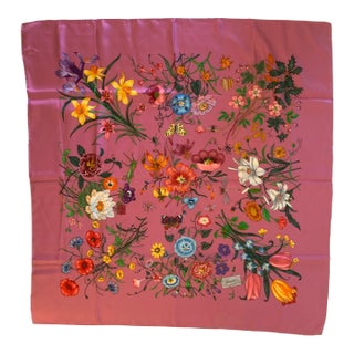 Vintage Classic Pink Gucci Flora Silk Twill Scarf For Sale