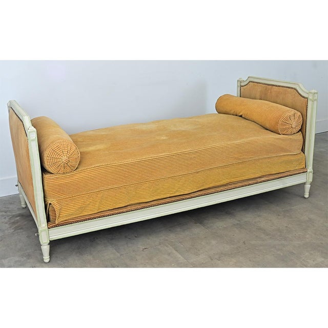 Brown French 19th Century Louis XVI Style Painted and Upholstered Daybed For Sale - Image 8 of 15