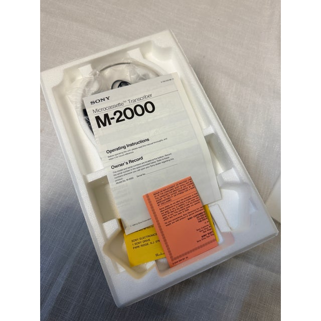 1980s Vintage Sony M-2000 Microcassette Voice Recorder – New in Box – Japan, 1980s For Sale - Image 5 of 7