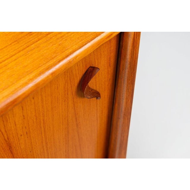 Small Sideboard in Walnut from Bosteels, Belgium, 1960 For Sale - Image 12 of 18