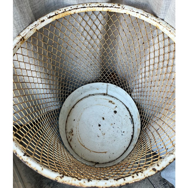 Mid 20th Century Vintage Mid 20th Century Metal Hamper For Sale - Image 5 of 7