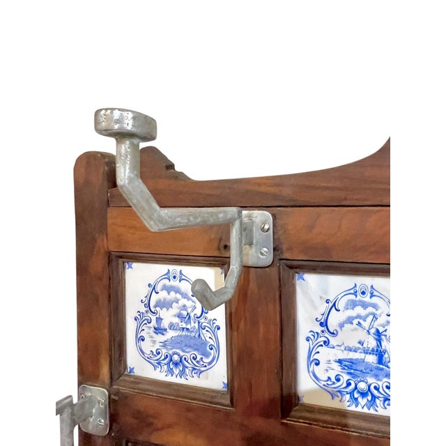 Early 20th Century Antique English Walnut Mirrored Coat Hat Rack With Dutch Blue and White Ceramic Tiles For Sale - Image 5 of 18