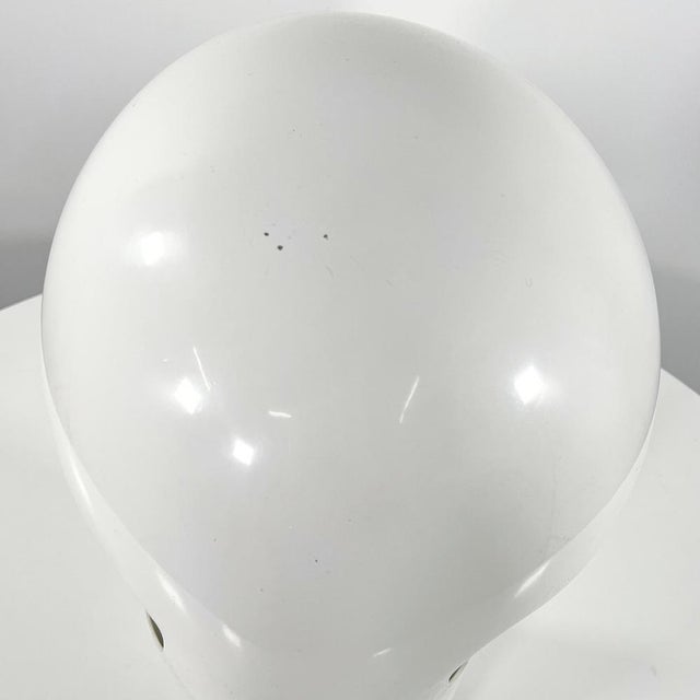 White Shell Desk Lamp by Francesco Buzzi for Francesconi, 1960s For Sale - Image 8 of 11