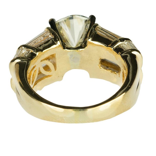 Late 20th Century Late 20th Century 2.62 Round M VVS1 GIA Ring, Size 8 For Sale - Image 5 of 5