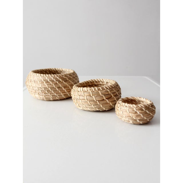 Mid 20th Century Vintage Set of 3 Woven Nesting Basketsof 3 For Sale - Image 5 of 16