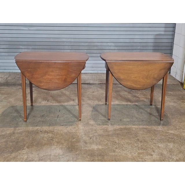 1980s 1980s Pair of Kittinger Williamsburg Mahogany Pembroke Table Drop Leaf Tables Cw 27 For Sale - Image 5 of 11
