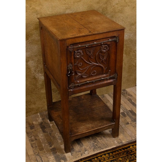 Brown 19th Century Neo-Gothic Oak Table For Sale - Image 8 of 9