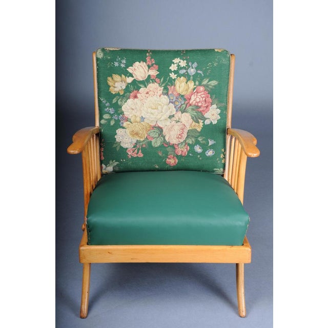 Impressive 1950s armchair/club chair/lounge chair Paolo Buffa, maple. Solid maple wood by the Italian designer Paolo Buffa...