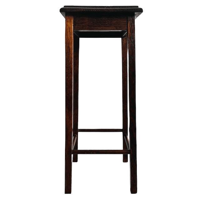 Mid-height, mid-century vintage plant table in solid oak from the 1960s. It looks great with vintage furniture and home...