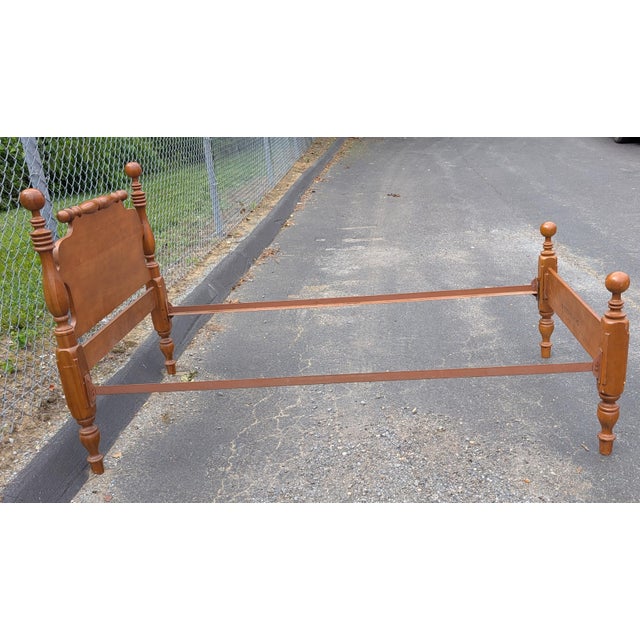 Mid 20th Century Solid Maple Colonial Early American Twin Size Cannonball Bed Frame For Sale - Image 4 of 8