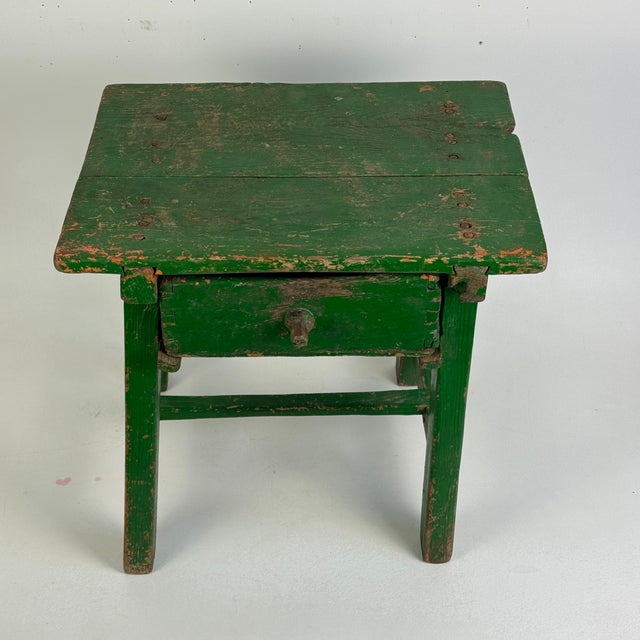 American Exquisite 19th Century Primitive One Drawer Side Wooden Table in Green Paint For Sale - Image 3 of 18