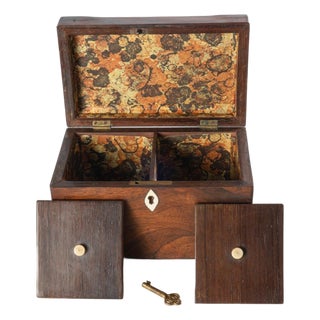 Mid 19th Century Rosewood Tea Caddy With Key For Sale