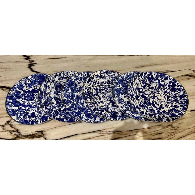 Sponge-Ware Tin Plates Chargers, Set of 6 For Sale In Miami - Image 6 of 6