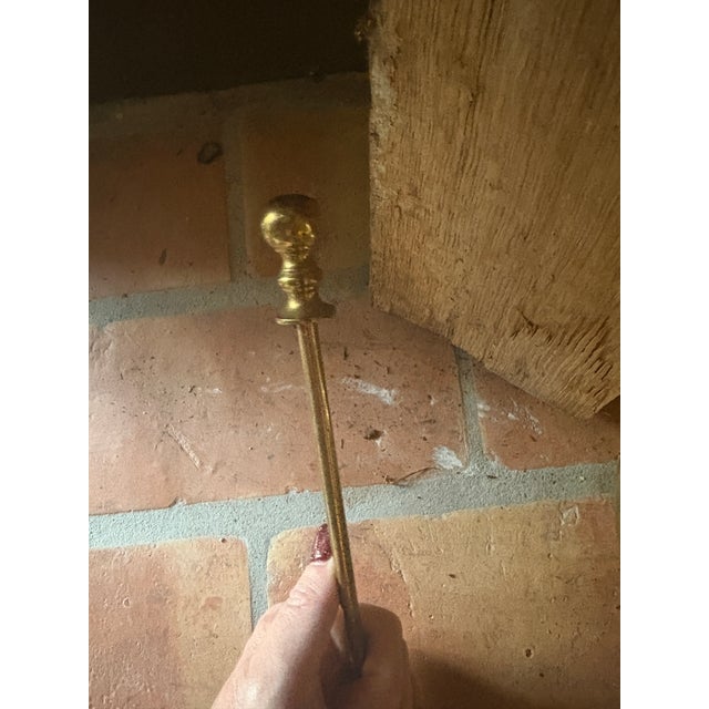 Antique Brass Ember Pot With Fire-Lighting Wand (Late 19th–Early 20th Century) For Sale In Atlanta - Image 6 of 9