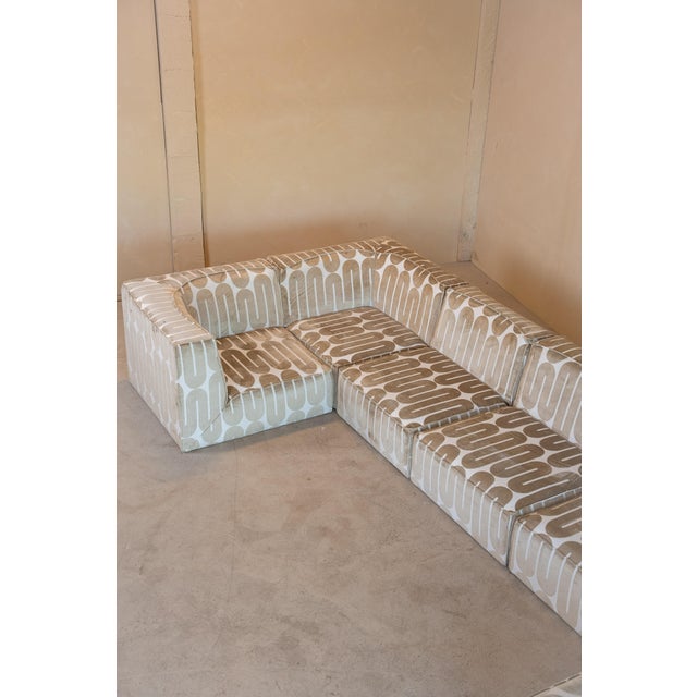 Vintage Modulair Sofa in Geometric Velvet Fabric, 1970s, Set of 7 For Sale - Image 9 of 18