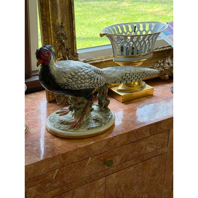 Fine Mottahadeh Large Porcelain Model of Silver Feathered Pheasant Hen For Sale In New York - Image 6 of 12