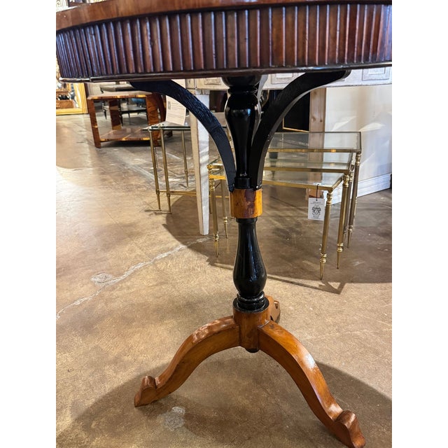 19th C. Italian Walnut Inlaid Occasional Table For Sale In Dallas - Image 6 of 7
