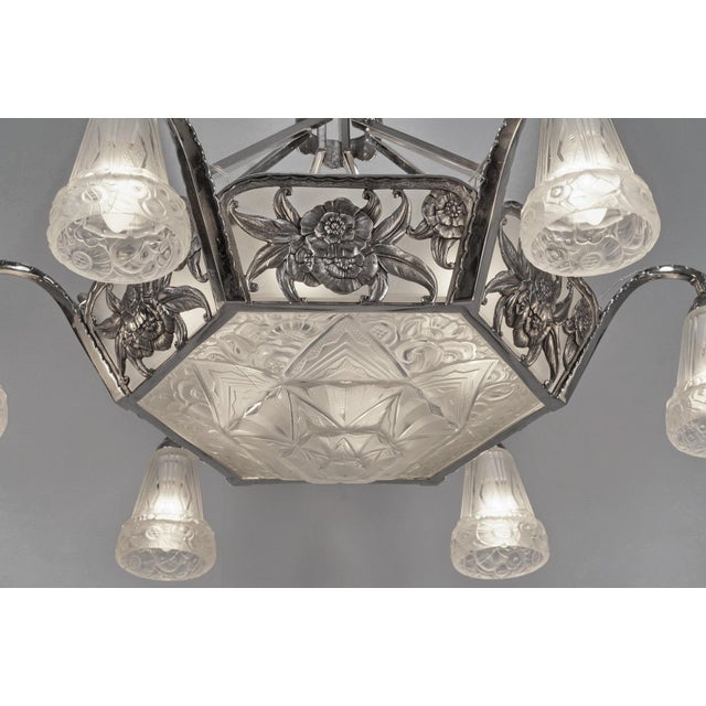 Silver Ollier & Hanots French Art Deco Chandelier 1920s - Frosted Glass & Nickeled Bronze For Sale - Image 8 of 14