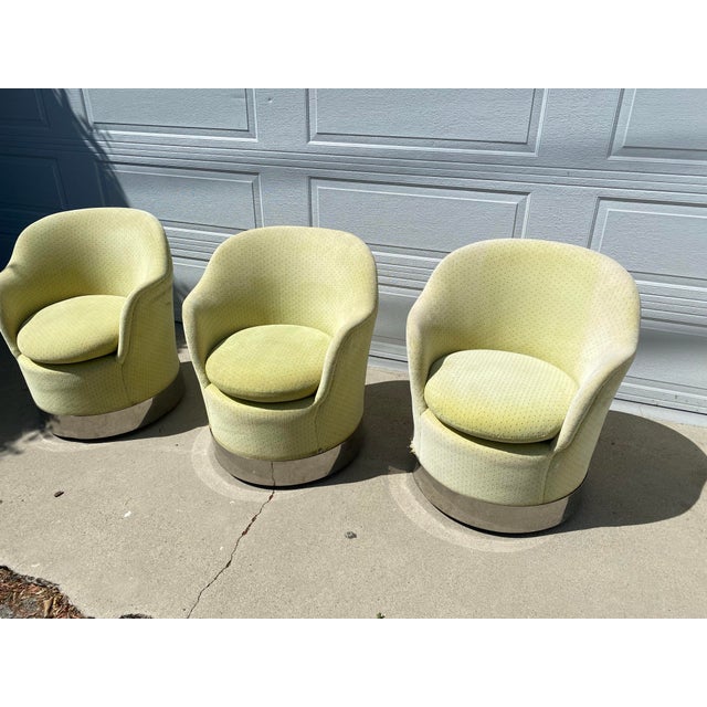 Upgrade your space with this original set of three vintage 1970s space-age swivel chairs by Phillip Enfield Designs, New...