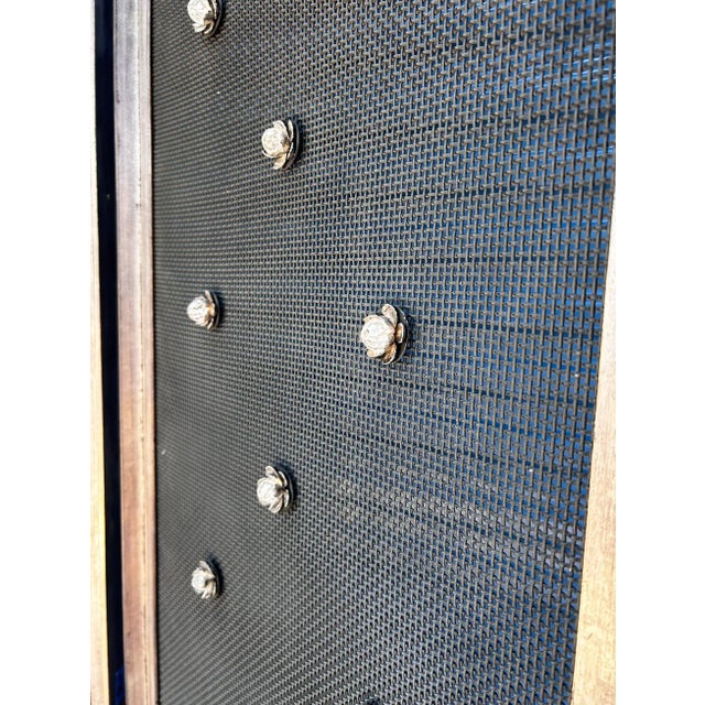 2020s 3 Panel Screen in Platinum For Sale - Image 5 of 11