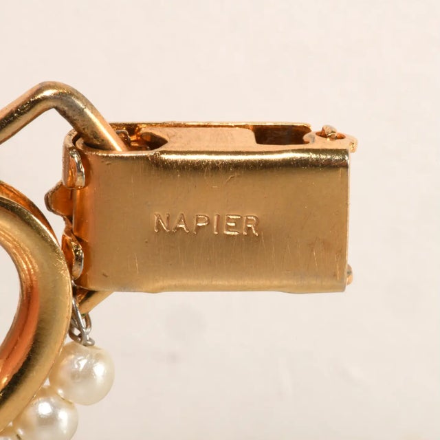 Napier Vintage Napier Bracelet Faux Pearls Gold-Plated Chain Links For Sale - Image 4 of 4